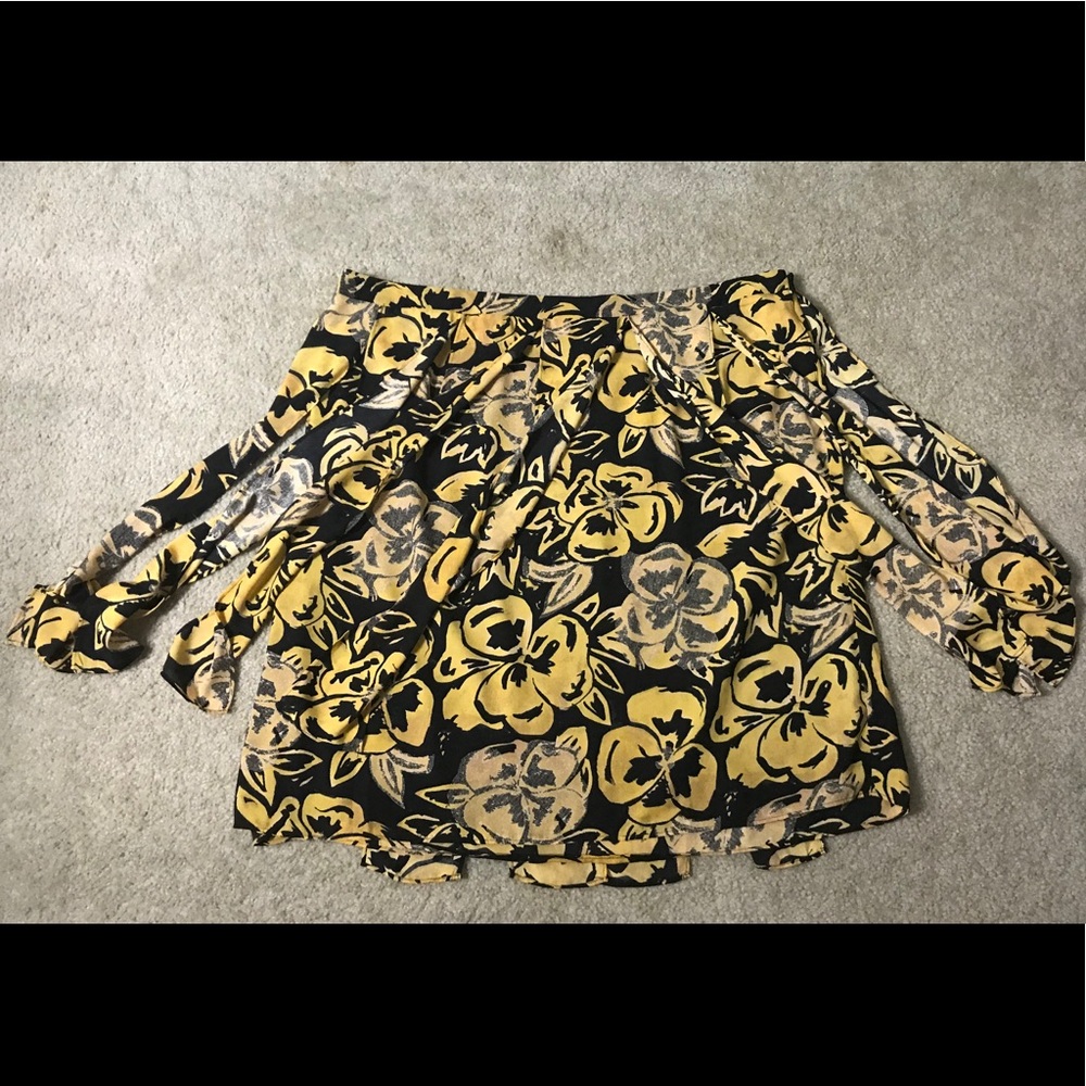Skirts - Picture 4 of 4
